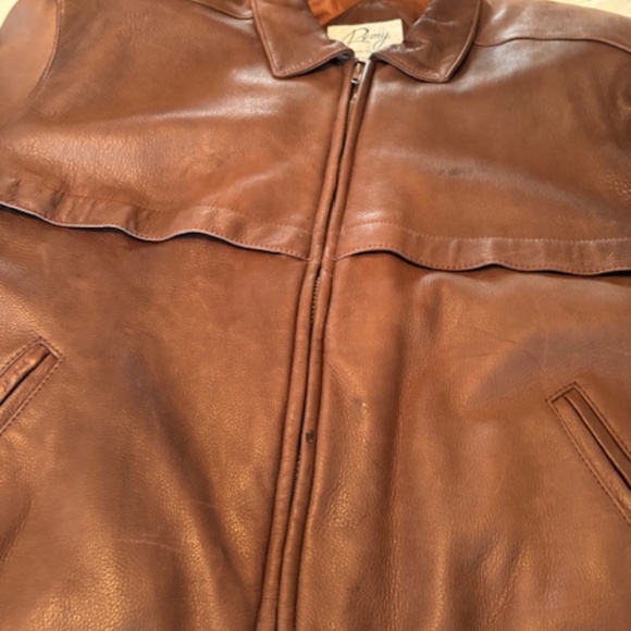 Remy Leather- 44R– Premium Lambskin Quilted Jacket- USA Made- $1100 MSRP - Picture 9 of 10